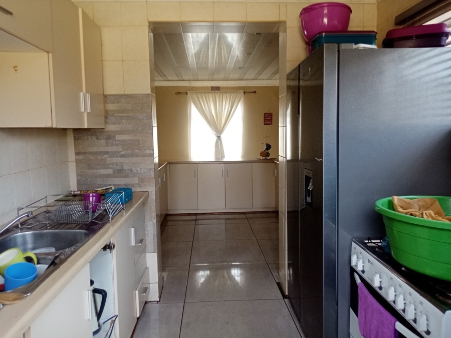 4 Bedroom Property for Sale in Parys Free State